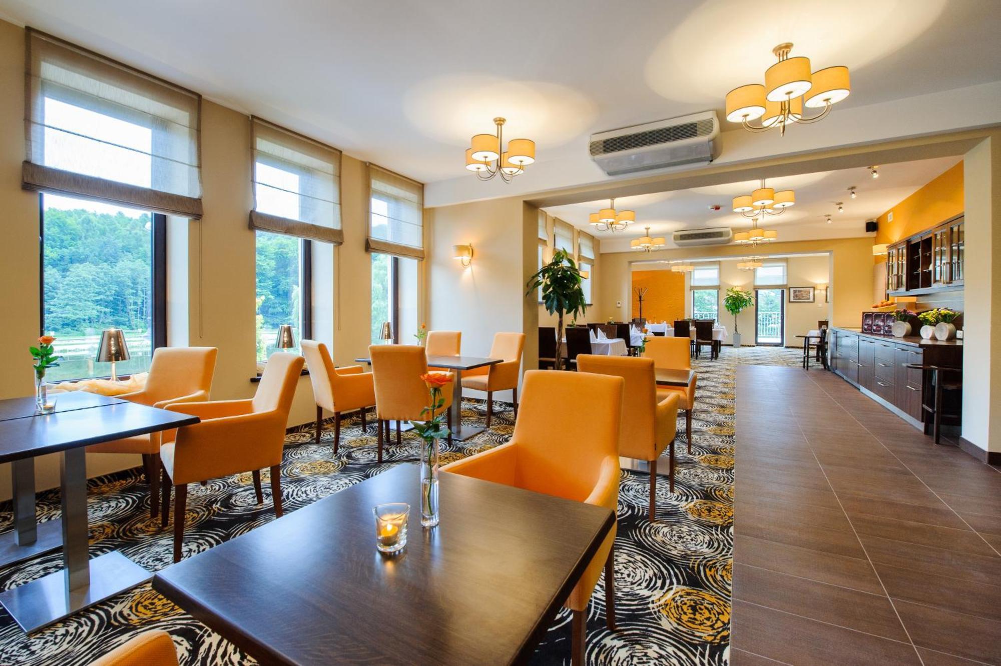 Hotel Trzebnica Εξωτερικό φωτογραφία