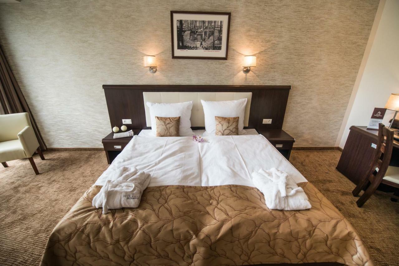 Hotel Trzebnica Δωμάτιο φωτογραφία